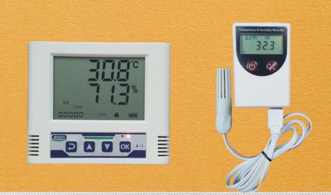Đồng hồ hiển thị và giám sát nhiệt độ độ ẩm